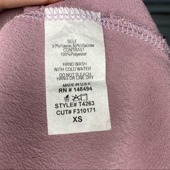 Windsor Lavender Spaghetti Strap V-Neck Tank Top - Picture 4 of 4